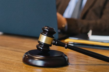 How do online property auctions work for houses