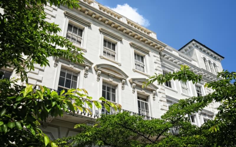 overseas bridging finance